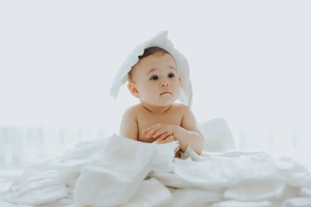 combien-de-temps-un-bebe-peut-il-garder-sa-couche